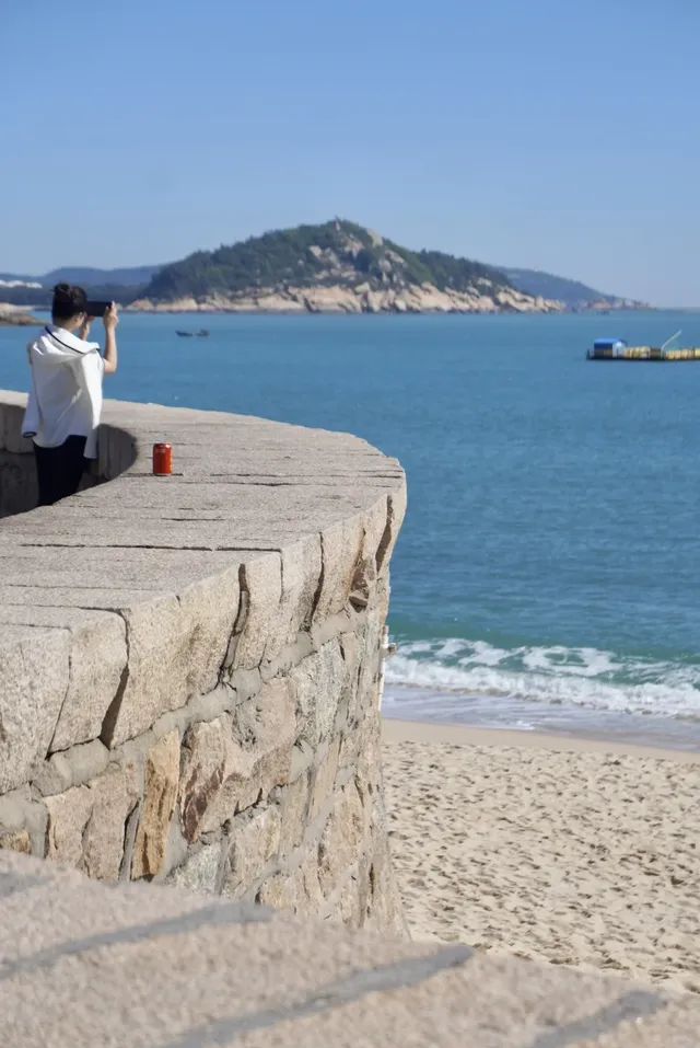 我真希望東山島能再商業化一些……