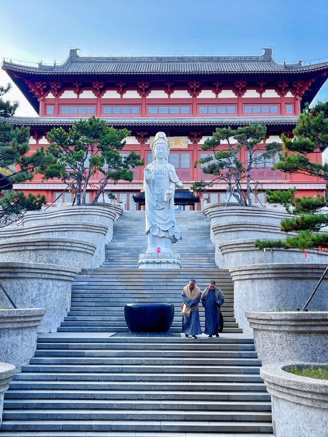 當代人破防後自癒:在山裡住露台房抄經,淨化心靈! 當代人破防後自癒:在山裡住露台房抄經,淨化心靈!