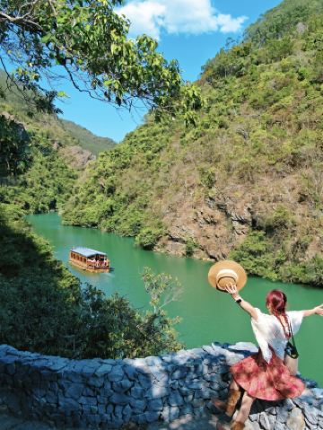 A person with low energy stayed in Xinyi for two days and didn't want to come back.