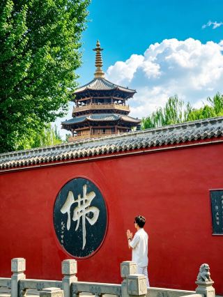 Stepping into the 18°C "Song Poetry on the Springs" | A One-Day Travel Note on Qingzhao's Spring City · Mingshui Ancient City
