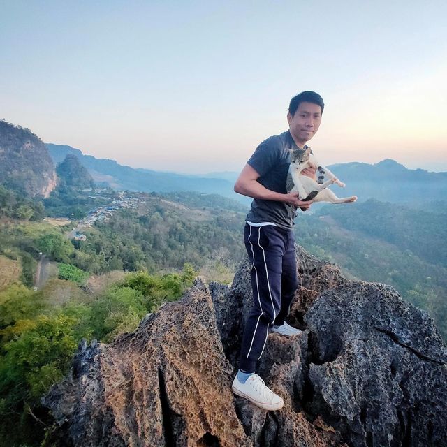 ภูผาหมอก จุดชมวิว 360 องศา บ้านจ่าโบ่ 