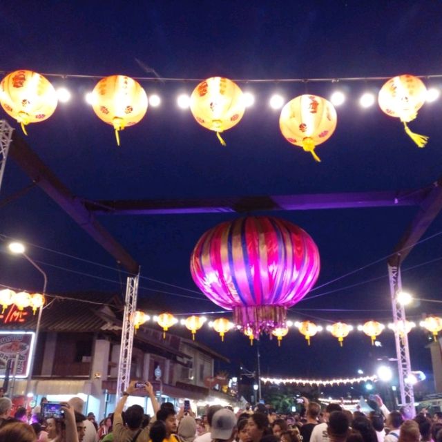 พาเที่ยวงาน..เดือนสาม ในเมืองภูเก็ต