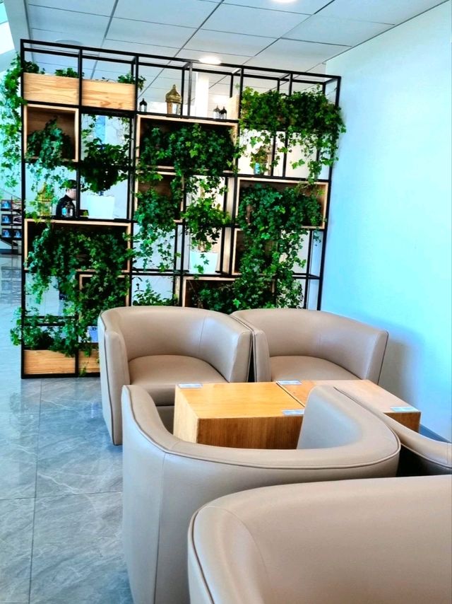 ARE YOU A FAN OF AIRPORT LOUNGE ? JASMINE LOUNGE