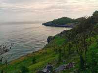 ขับรถเล่น​รอบเกาะ​ ชมพระอาทิตย์​ตกยามเย็น