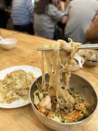 ［苗栗/頭份］ 老皮牛肉麵頭份尚順店🐂｜被牛肉麵耽誤的豆花店 免費豆花超好吃💥 