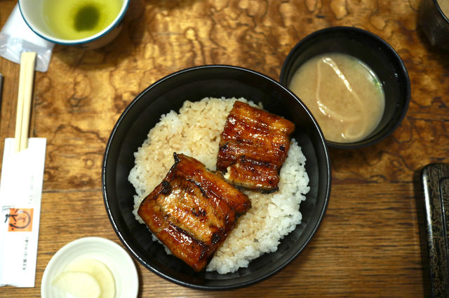 鰻魚飯天花板～Sueyoshi鰻魚屋