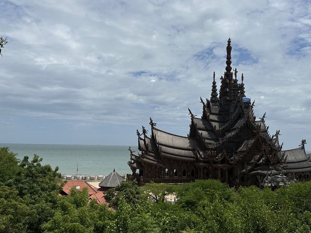 🇹🇭泰國芭堤雅｜尋找人生真理——真理寺