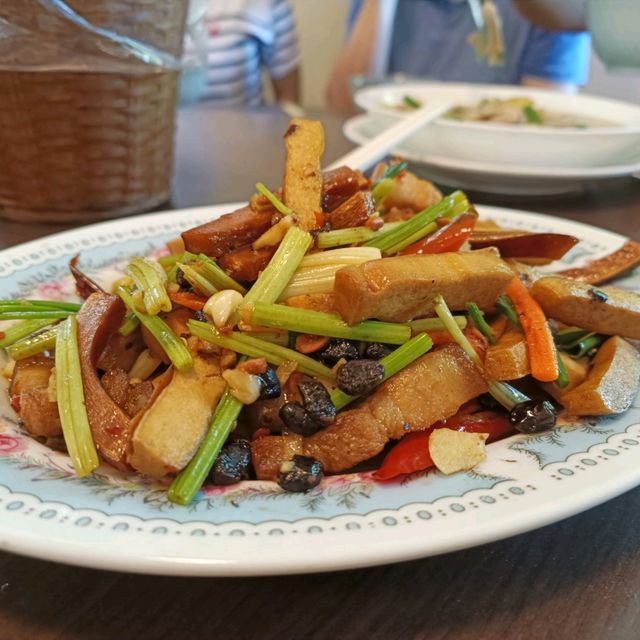 屏東萬巒美食~1號老厝 家常菜美味上線