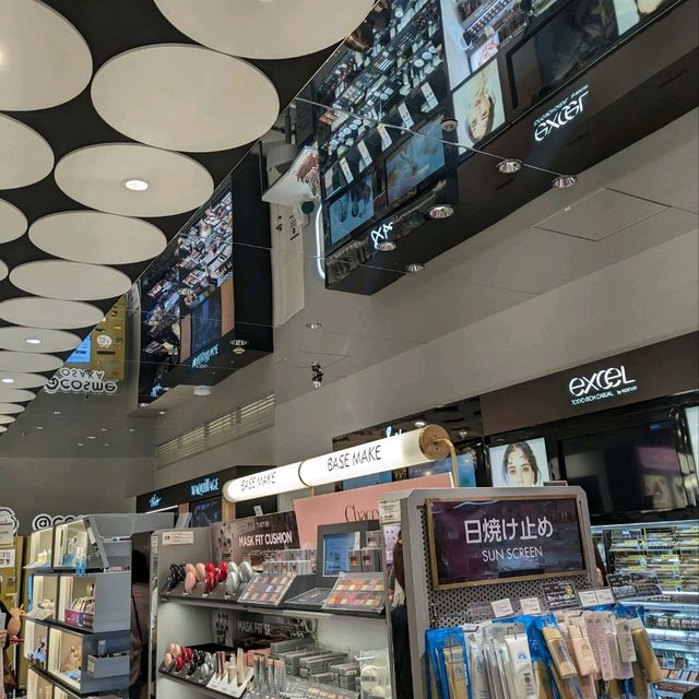 ９月１日 GRAND OPEN　@cosme OSAKA　LUCUA 1100 に行ってみた。