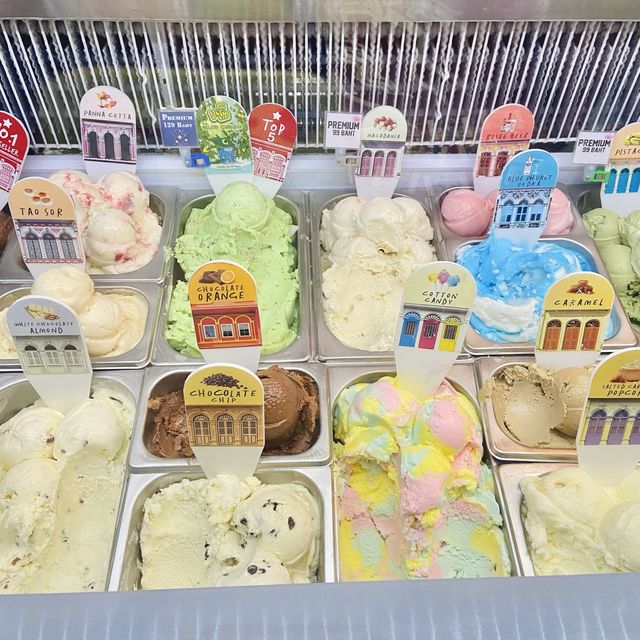 THAIVETRO Old Town Icecream