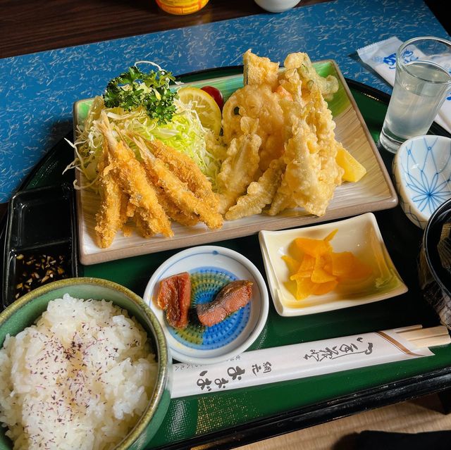蘆之湖必食！蘆之湖產公魚料理，餐廳可以睇到海盜船同蘆之湖湖畔景色❤️贊👍🏻