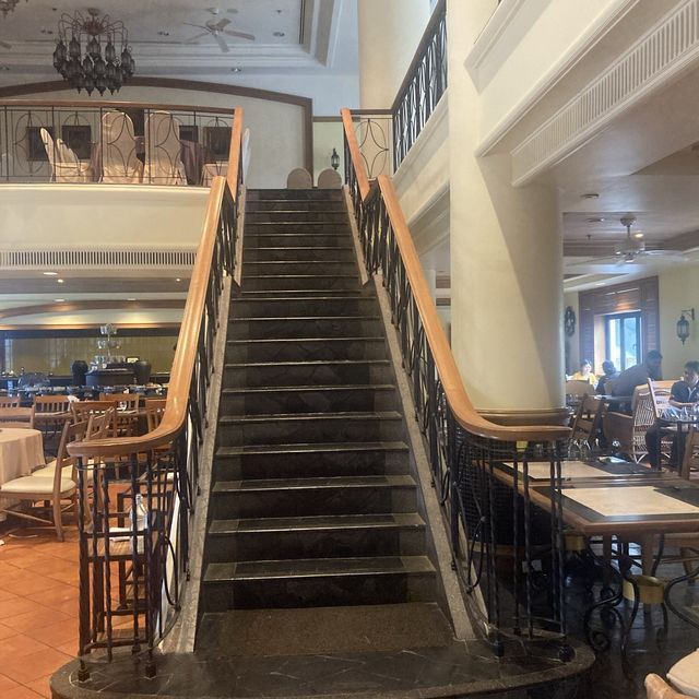 The Finest Restaurant and Cafe Ever