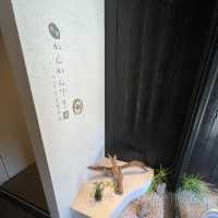 【京都・祇園四条】8種のおちょこ丼ランチが味わえる「祇園かんかんでり麗」