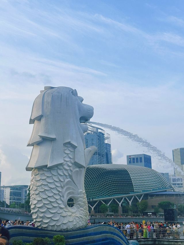 《新加坡》地標級打卡景點 白天晚上各有不同風情-魚尾獅公園
