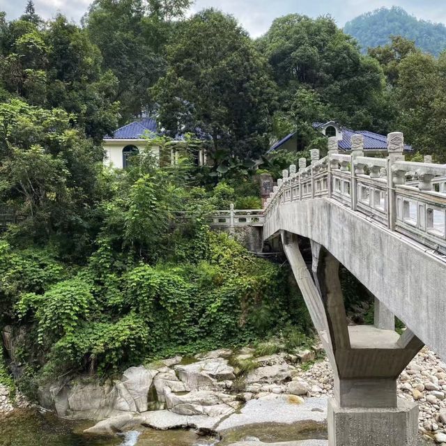 攀登廣東之巔⛰️🌄 廣東第一峰旅遊風景區