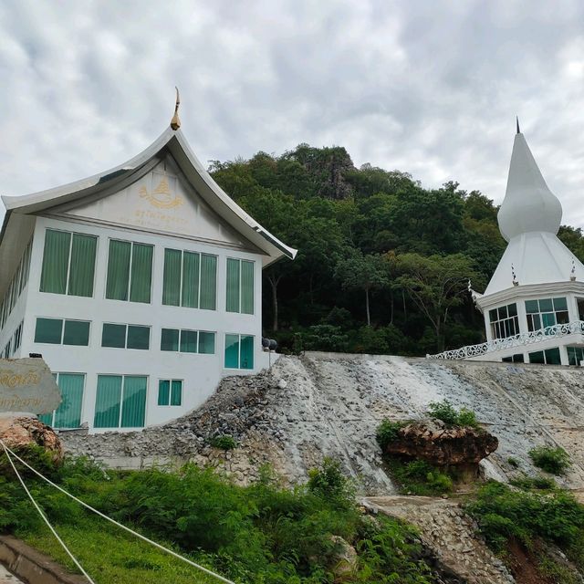 วัดป่าภัทรปิยาราม (อรุโณโลกุตตระ)
