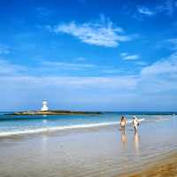 ประภาคารสีขาว ที่หาดนางทอง