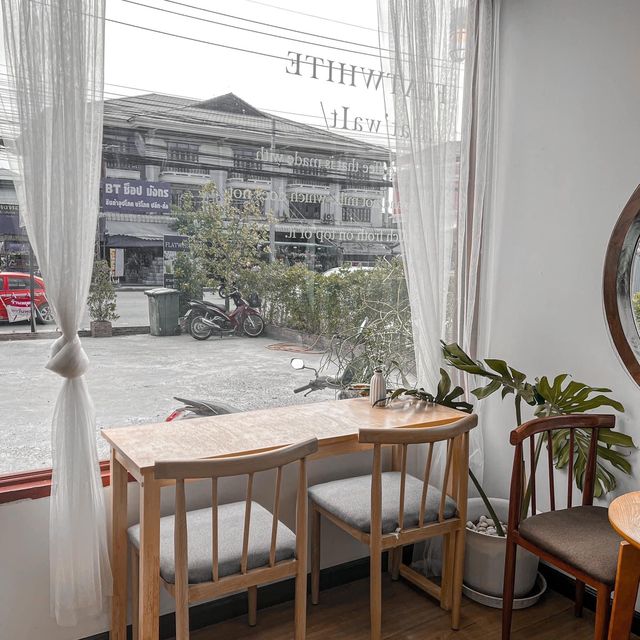 คาเฟ่สไตล์มินิมอล Flatwhite.TH