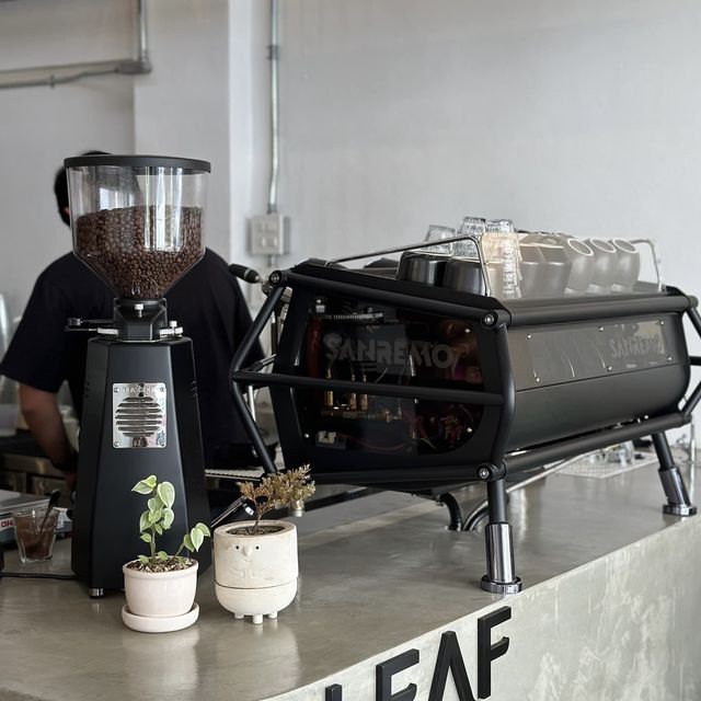 LEAF Coffee company คาเฟ่นี้กาแฟไม่ควรพลาด