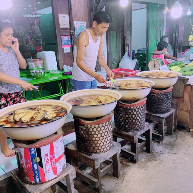 "ตลาดบ้านใหม่"
