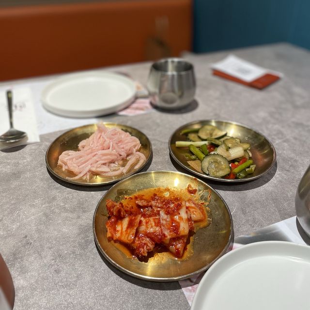 香港尖沙咀｜特色鐵板海鮮炒海陸空火鍋🍲🌶️