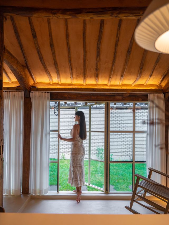 노란 지붕의 힐링 한옥 숙소💛 