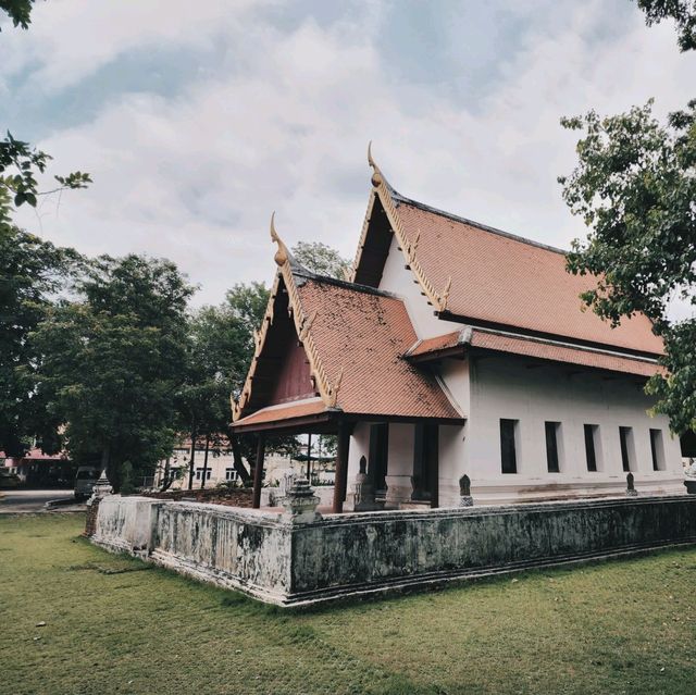 วัดโบสถ์​