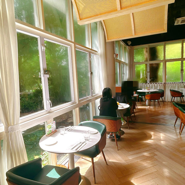 Park Dining @ Pondside