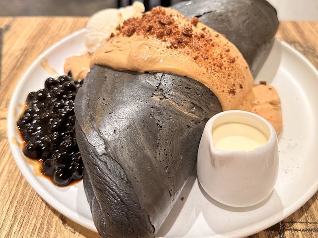 🥞兩個手掌大嘅King Size疏乎厘班戟😋