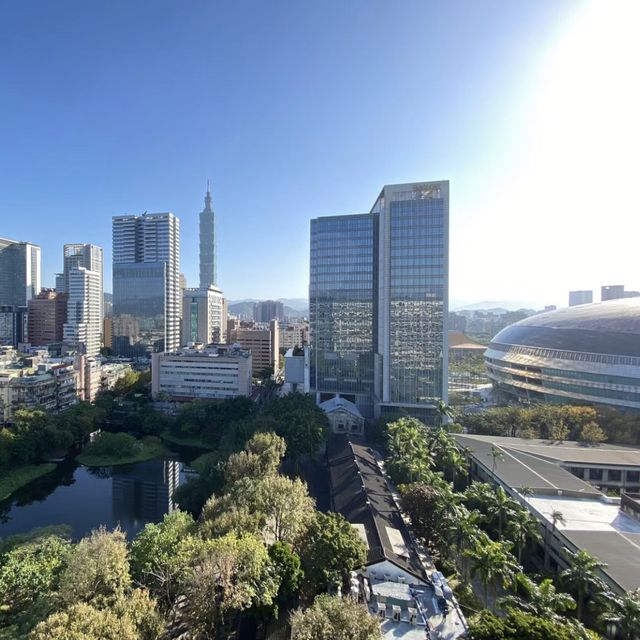🏨📚 台北誠品行旅🙂書香悠然盡享閱讀📖🌇🛌🍵🌸