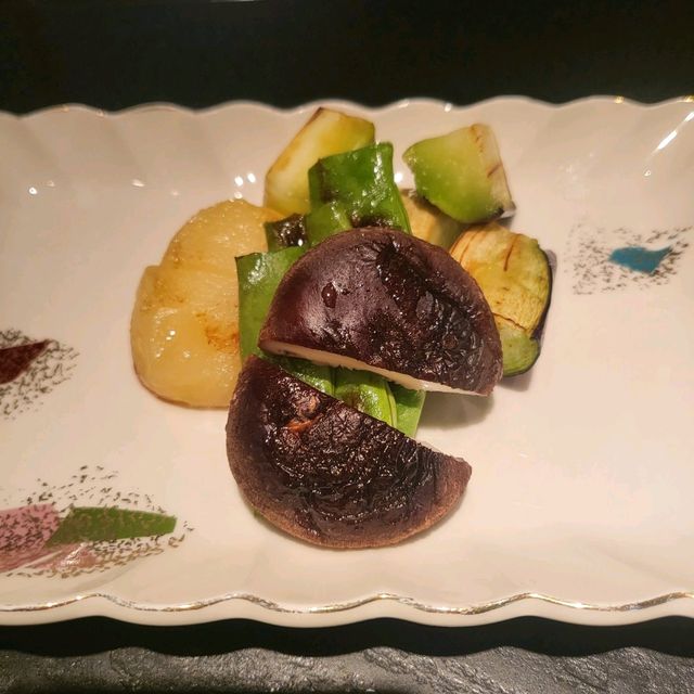 코스로 즐기는 신주쿠 데판야끼 맛집 <야마나미>
