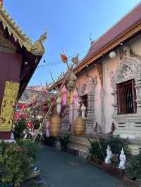 ไหว้พระ เสริมดวง วัดลอยเคราะห์  จังหวัดเชียงใหม่