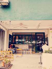 Monet Cafe
