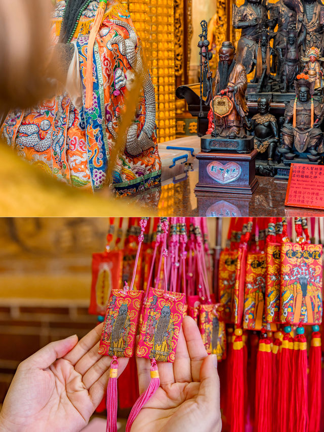 Taipei Xia-Hai City God Temple วัดไหว้ขอคู่ที่ไทเป