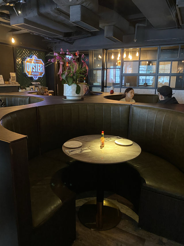 The Oyster House新店更舒適更美味～