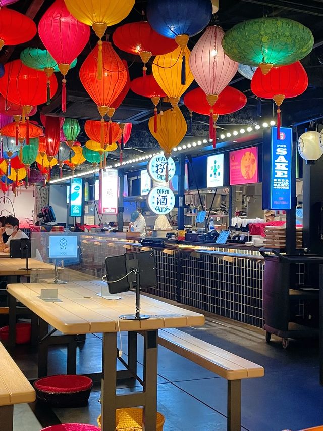 【新宿】異国情緒漂う映えスポット！サナギ新宿で穴場ランチ🥟