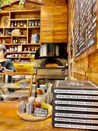 「NSFW Pizza & Coffee」不想上班的一起耍廢
