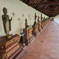 พระธาตุหลวงเวียงจันทน์ ພຣະ​ ທາດຫຼວງ