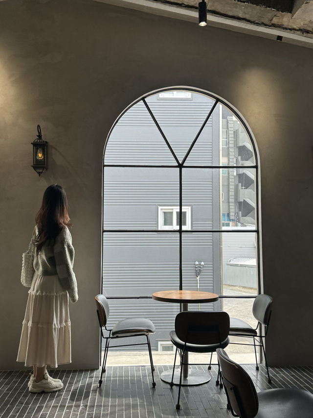 경산 골목속 숨은 신상 카페 드리브 채광좋고 사진이 잘나오는곳 🍃 
