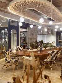 The Lunar Beach House คาเฟ่ริมผา - ชลบุรี
