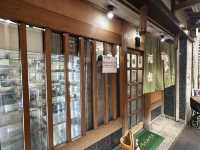 大阪・千日前。相合橋筋商店街にある食堂『福屋』