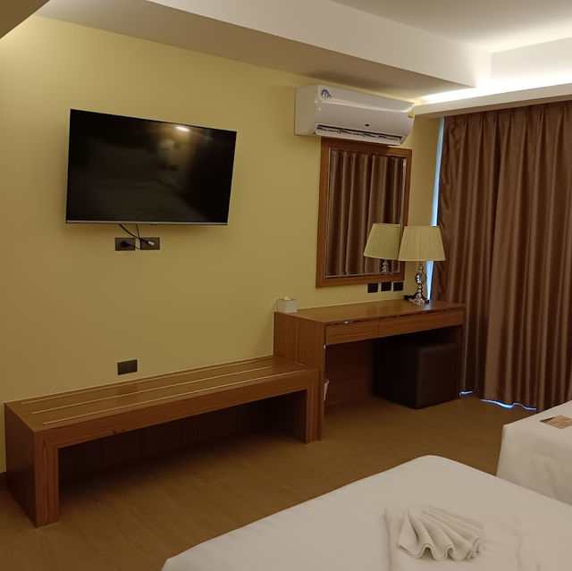 โรงแรม โกลเด้นซี หัวหิน 
