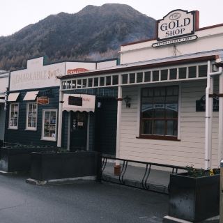 THIS IS NEW ZEALAND’S GOLD MINE TOWN!