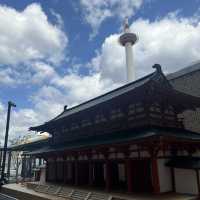【京都/京都駅】10分の1のサイズで復元された古都京都の羅城門✨️