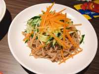 「胖哥倆肉蟹煲」珠海首店：人氣爆棚，味道鮮美！