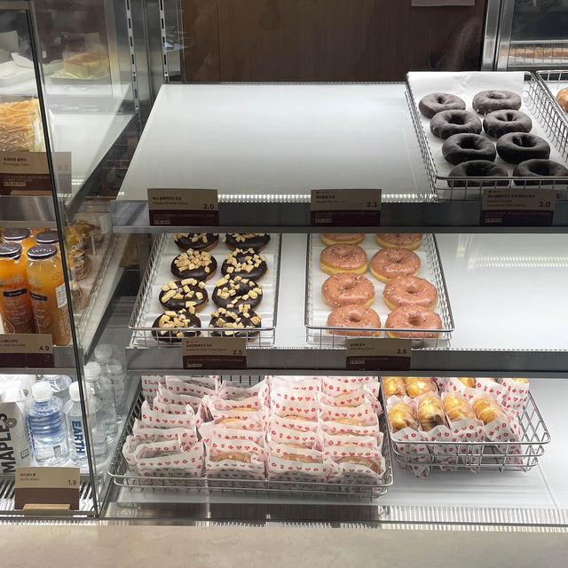 カナダのコーヒーショップがついに韓国上陸！！"homhortons"🇨🇦