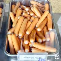 ยกให้เป็นตำนานย่านเจริญกรุง ร้านไส้กรอกโฮมเมด