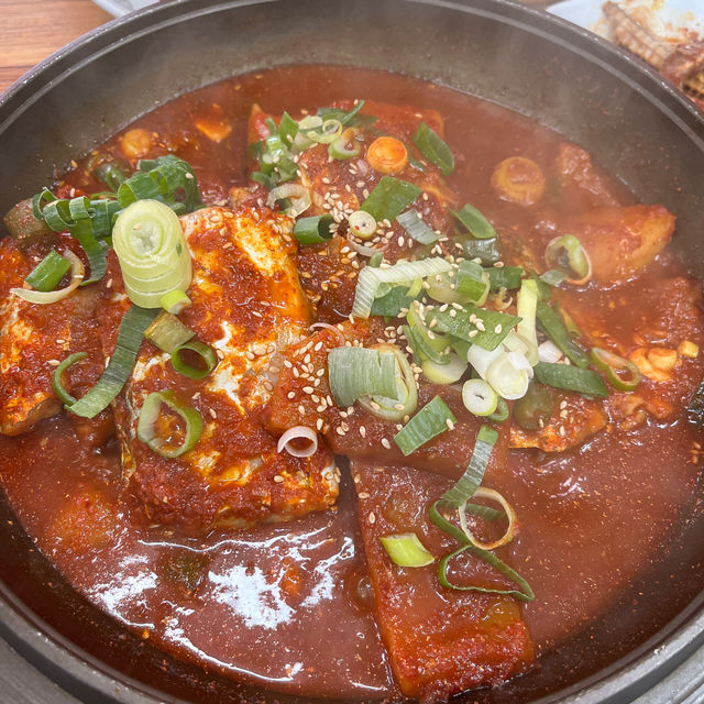 서귀포에서 힐링하기 - 요가하고🧘‍♀️갈치조림 먹고 올레길 걷기🚶‍♀️