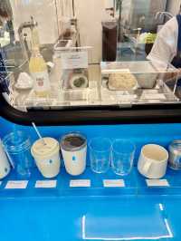 Blue Bottle 