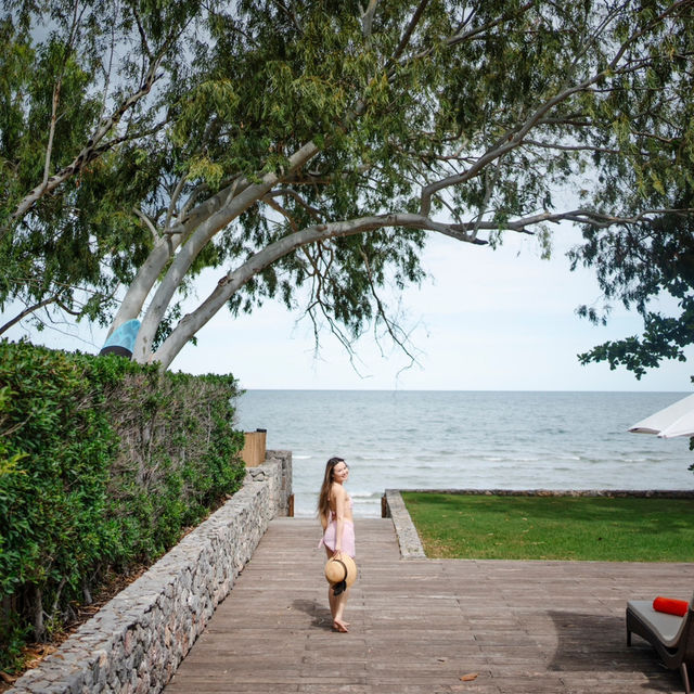 🏖️ รีสอร์ทกุยบุรีสุดหรู ติดทะเล
